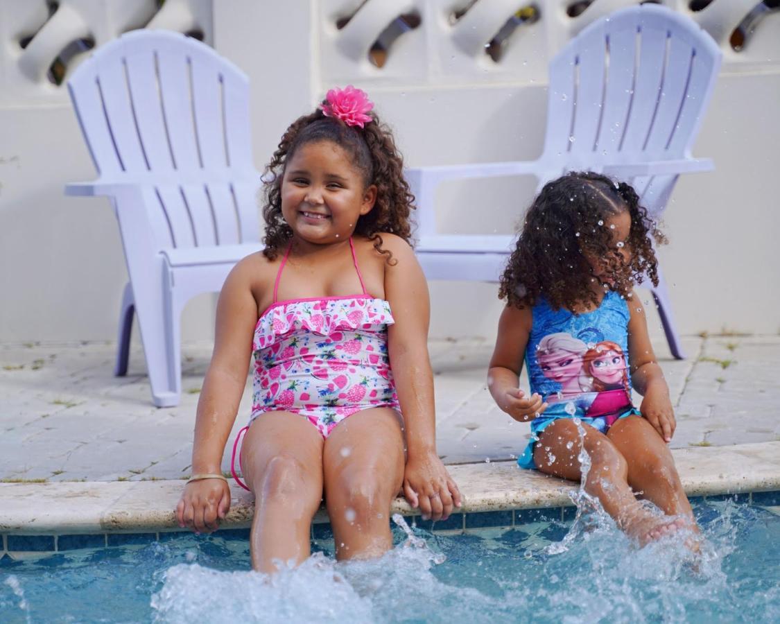 Cadushi Apartments Oranjestad Luaran gambar