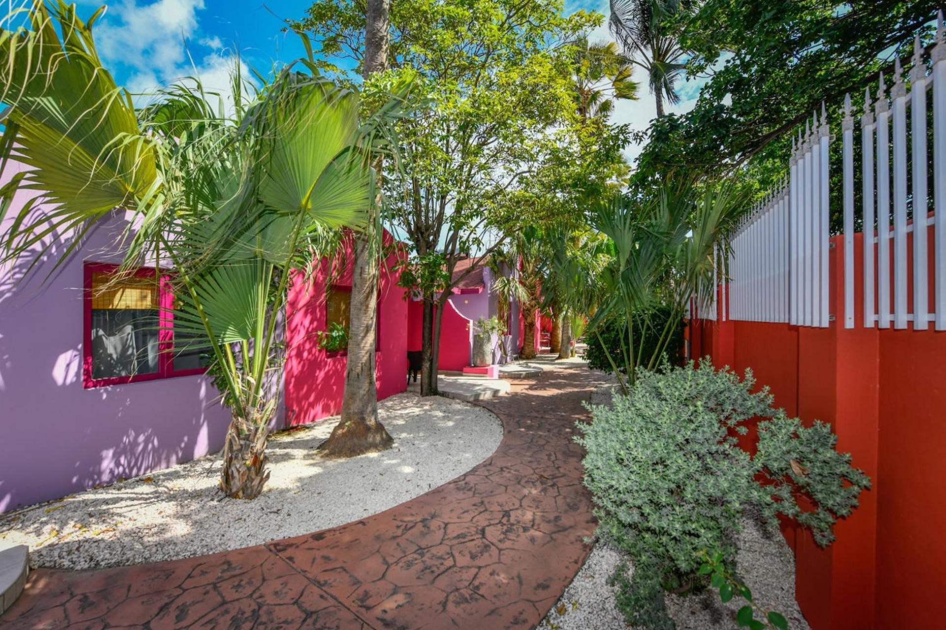 Cadushi Apartments Oranjestad Luaran gambar