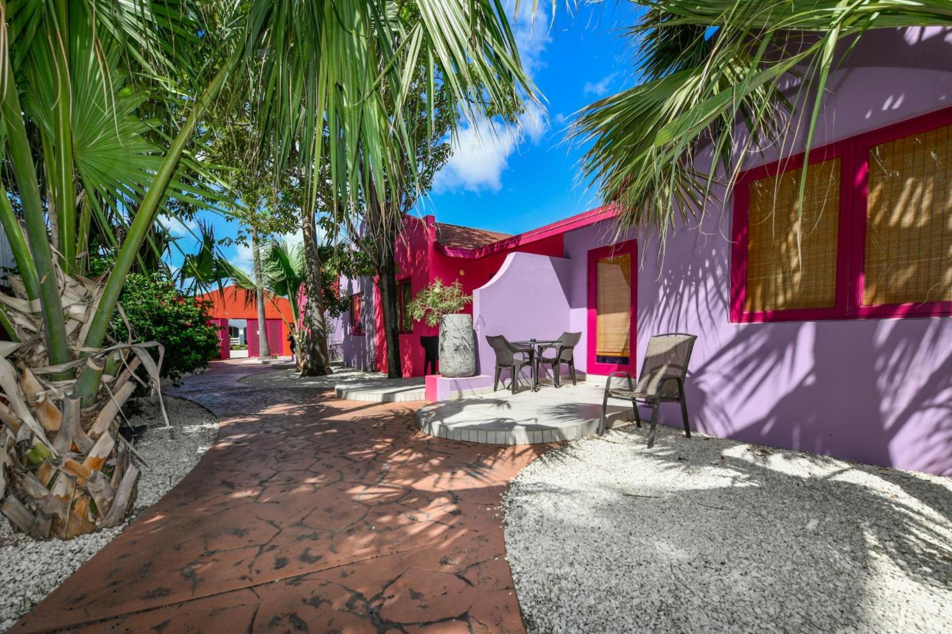 Cadushi Apartments Oranjestad Luaran gambar