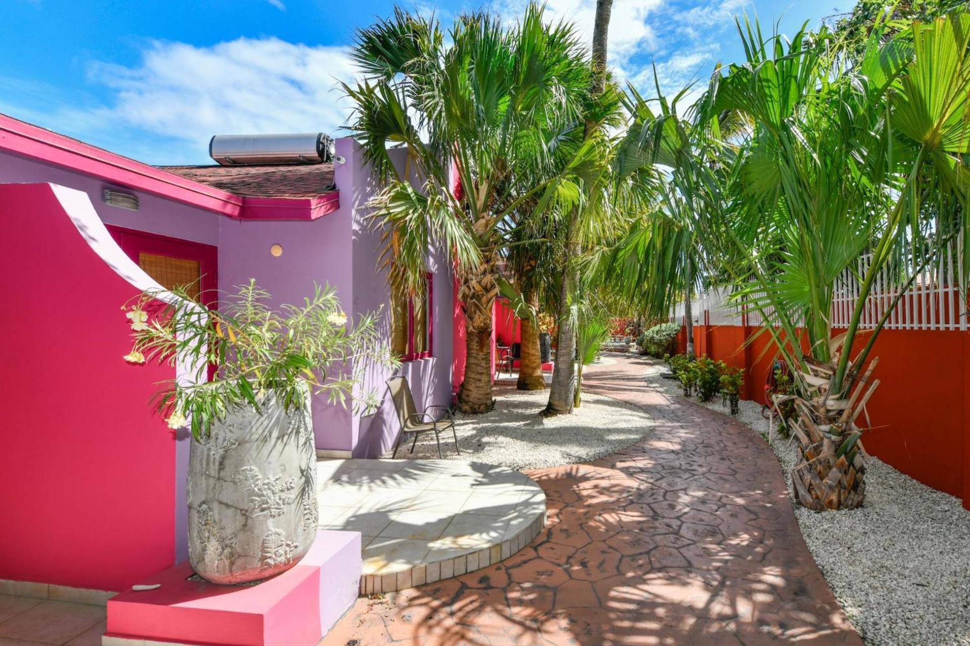 Cadushi Apartments Oranjestad Luaran gambar