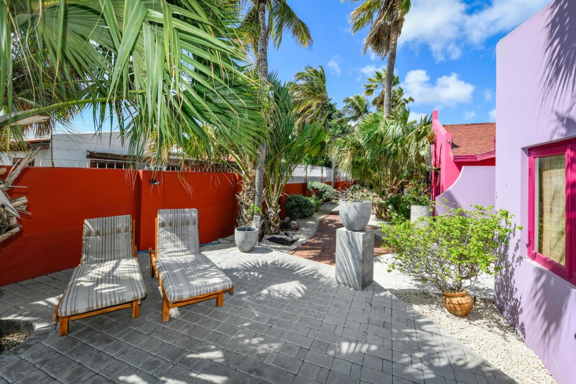 Cadushi Apartments Oranjestad Luaran gambar