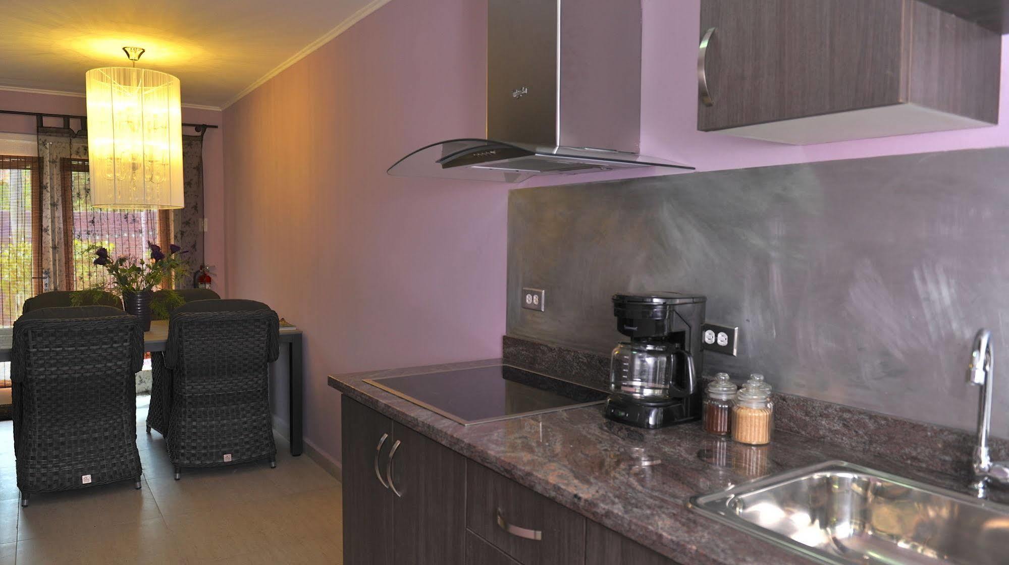 Cadushi Apartments Oranjestad Luaran gambar