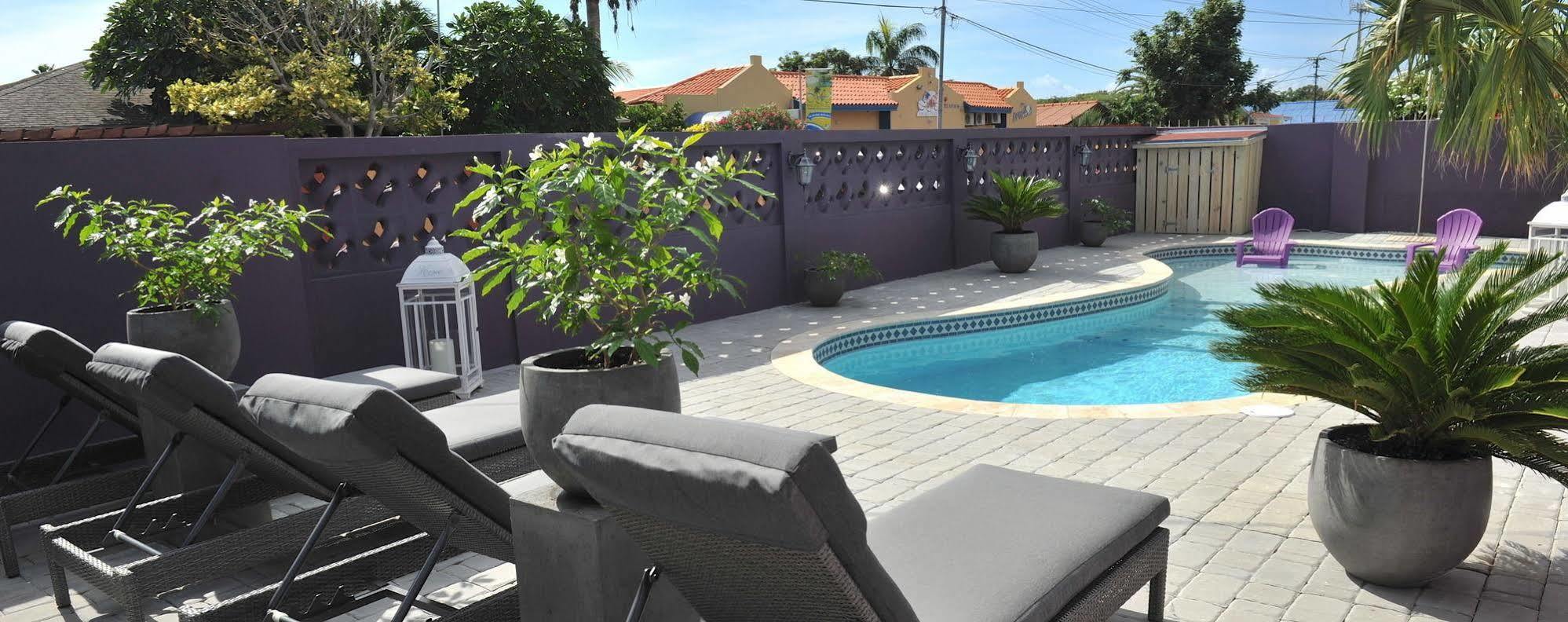 Cadushi Apartments Oranjestad Luaran gambar